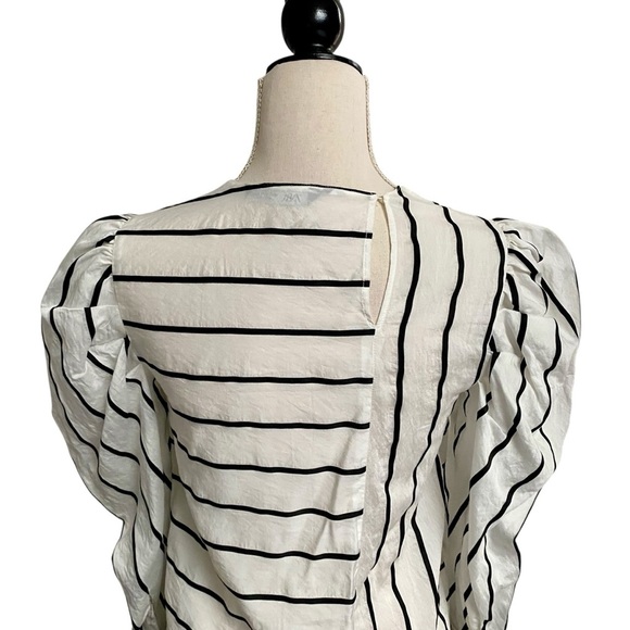 Zara Puff Sleeve Striped Blouse XS Black White Asymmetric Back Modern Chic - Picture 11 of 16